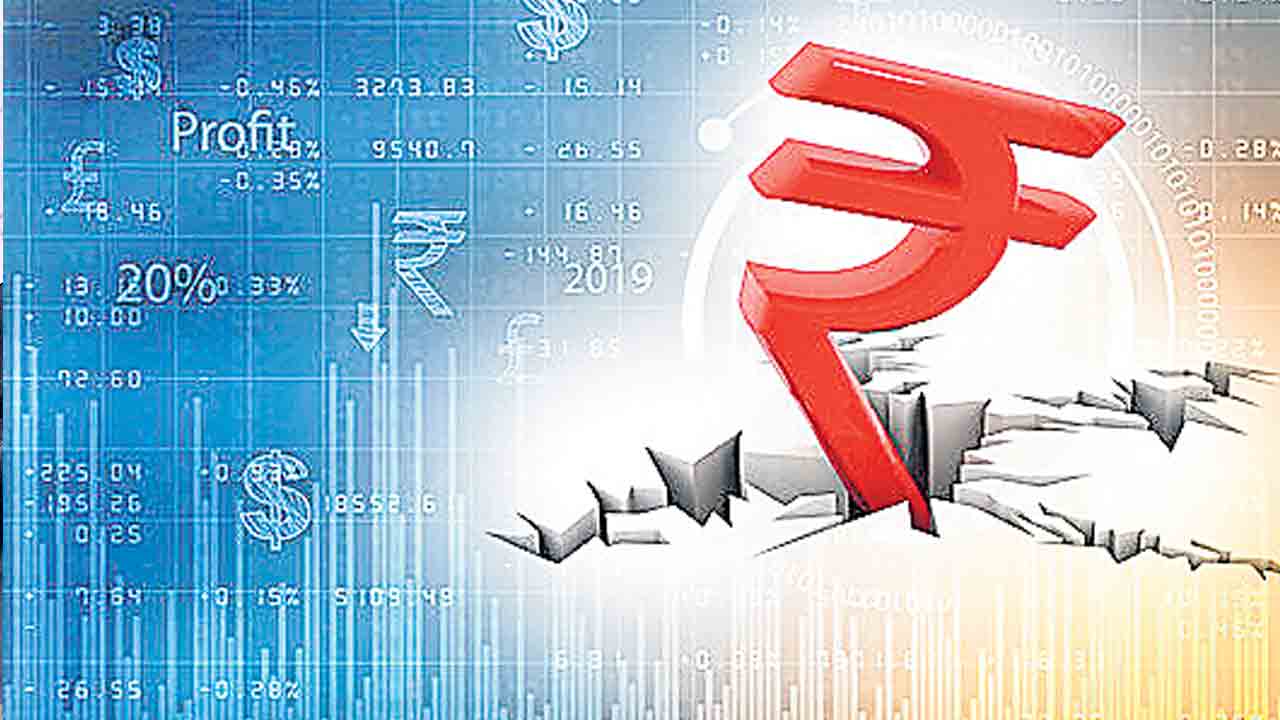Indian Rupee | ఒక్క రోజే 66 పైసలు పడిపోయిన రూపాయి.. ఆల్‌టైమ్‌ కనిష్ఠానికి భారత కరెన్సీ