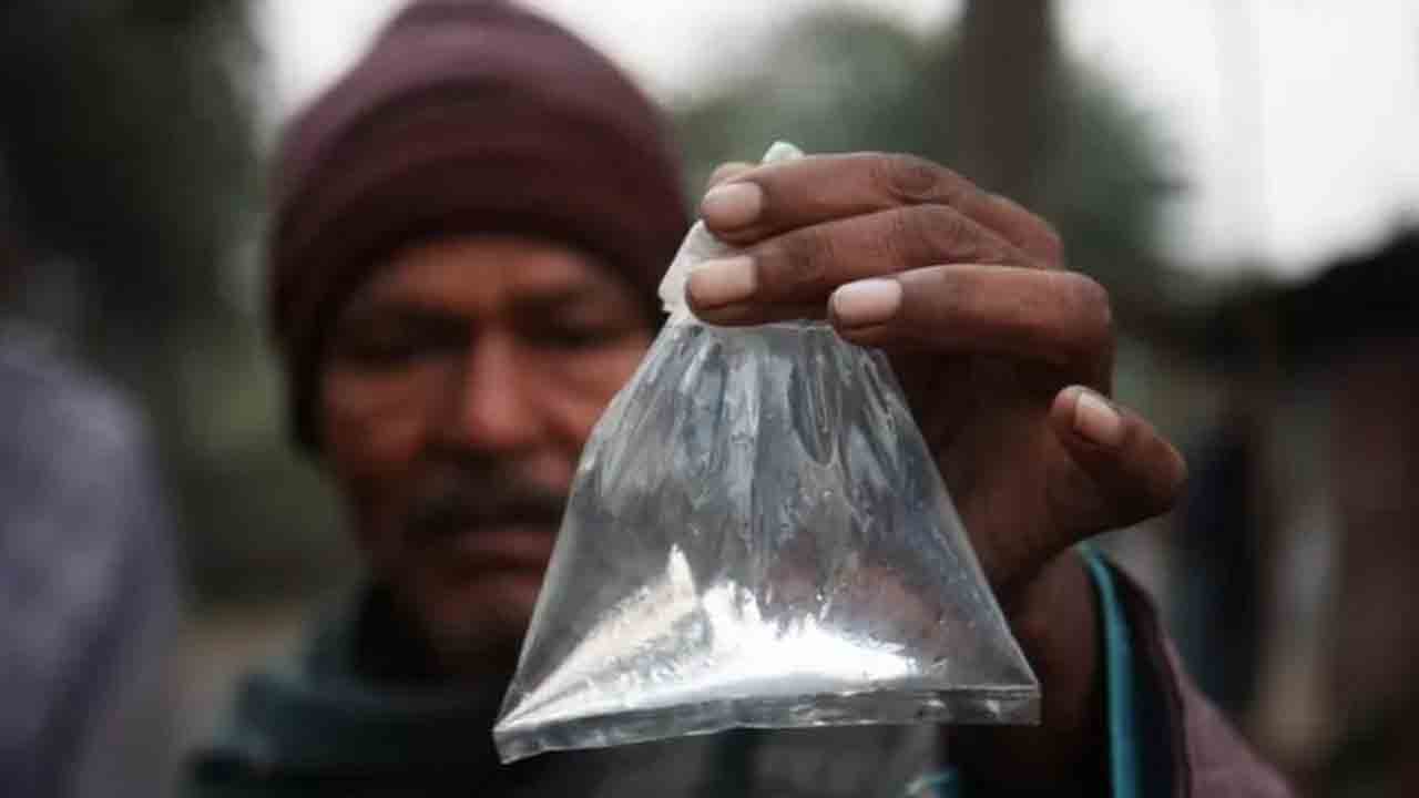 Gudumba | ఊరూరా సారా.. 13 జిల్లాల్లో గుప్పుమంటున్న గుడుంబా!