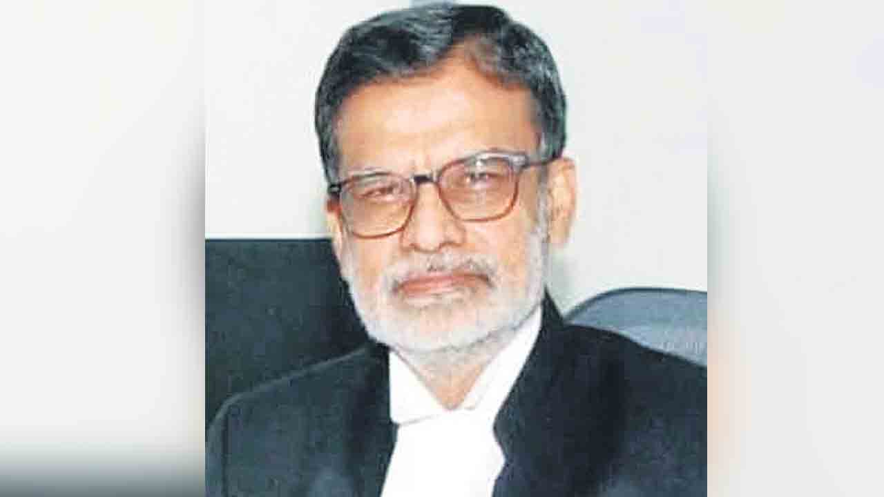 హైకోర్టు తాత్కాలిక సీజేగా జస్టిస్‌ సుజయ్‌పాల్‌