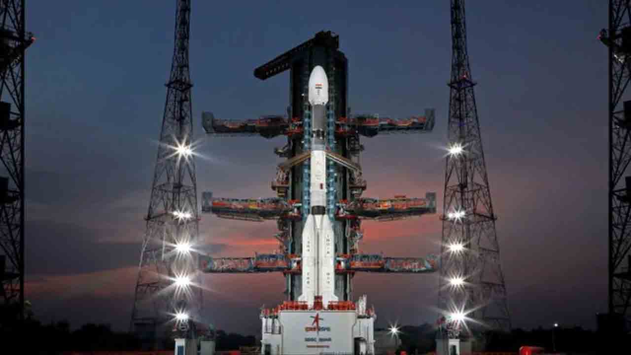 వందో ప్రయోగానికి ఇస్రో సిద్ధం