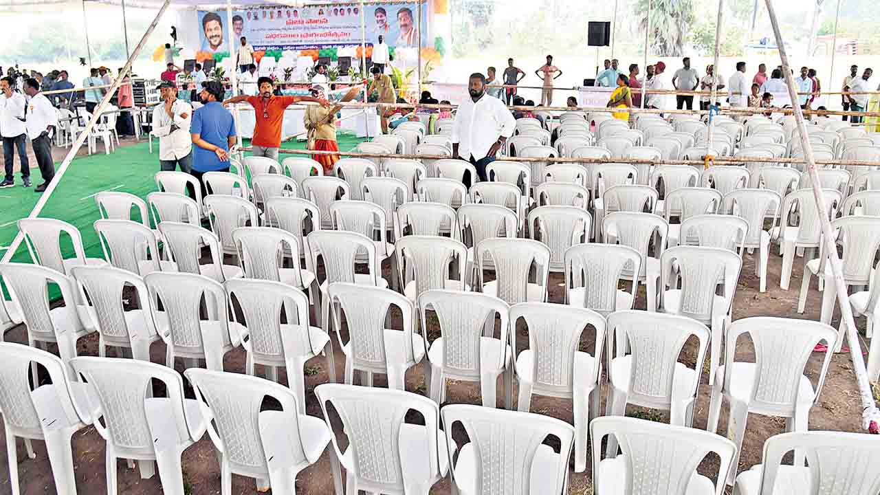 Konda Surekha | నీకు కావాలంటే అడుగు.. మాగురించి ఎందుకు?.. ఎమ్మెల్యే నాగరాజుపై మంత్రి సురేఖ ఆగ్రహం