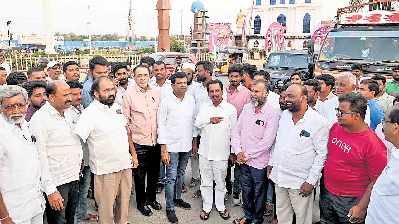 BRS | నేడు నల్లగొండలో బీఆర్‌ఎస్‌ రైతు మహాధర్నా.. పాల్గొననున్న కేటీఆర్‌