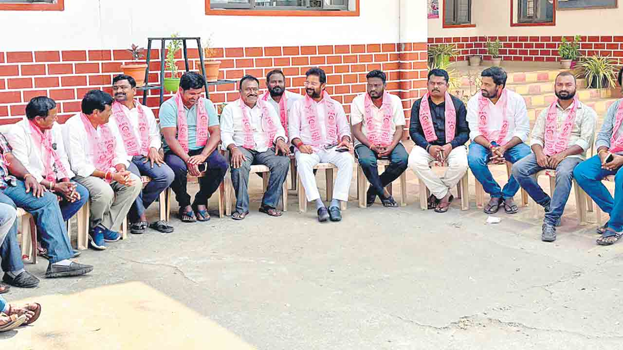 నిర్బంధంలో ‘ఎన్టీపీసీ’ ప్రజాభిప్రాయ సేకరణ