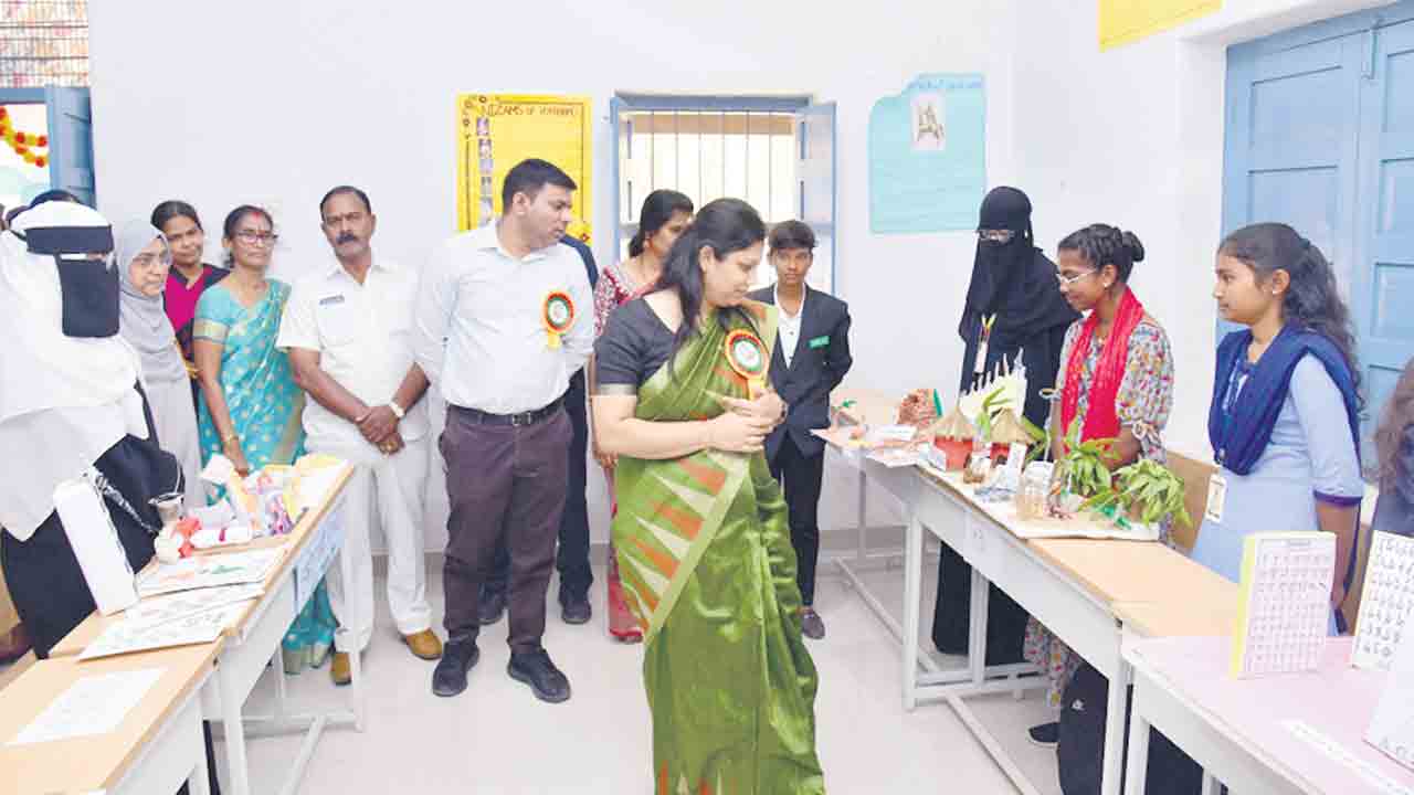 ప్రభుత్వ కళాశాలల్లో నాణ్యమైన విద్య