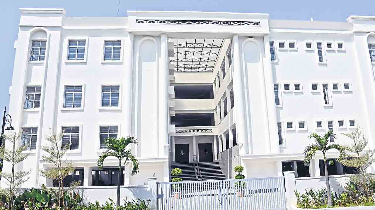 మున్సిపల్‌లో ‘ప్రత్యేక ’ పాలన