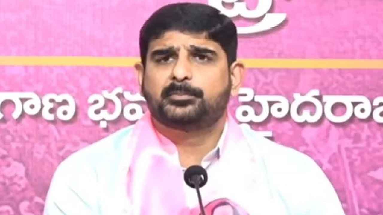 ఎమ్మెల్యే కౌశిక్‌రెడ్డికి హైకోర్టులో ఊరట
