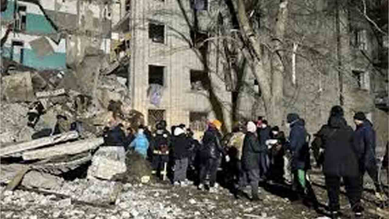 ఉక్రెయిన్‌పై విరుచుకుపడ్డ రష్యా