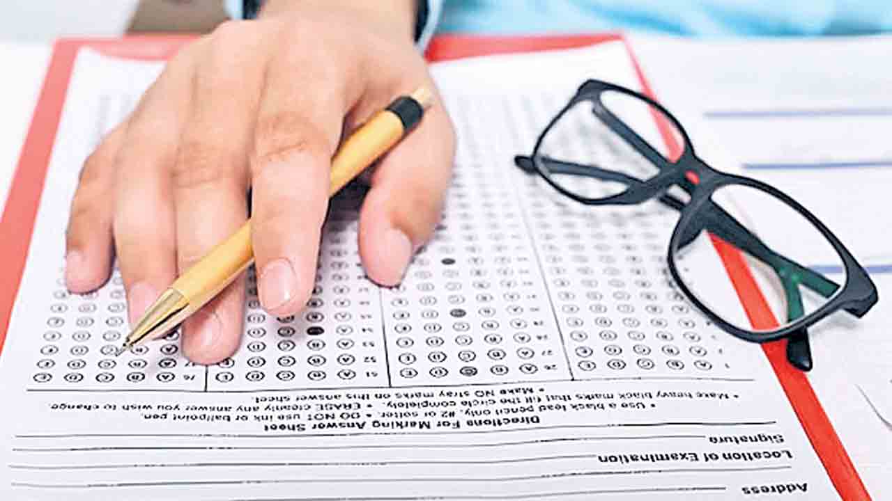 NEET UG | ఓఎంఆర్‌ పద్ధతిలో నీట్‌ యూజీ.. ఆఫ్‌లైన్‌లో పరీక్ష: ఎన్టీఏ