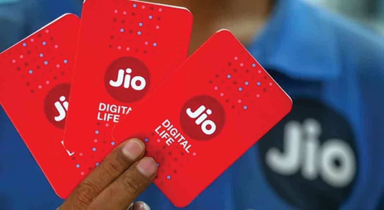 జియో నెట్‌వర్క్‌లోకి 12 లక్షల కస్టమర్లు