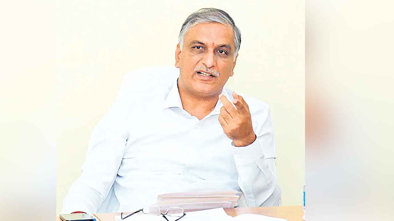 రైతులు చస్తుంటే ఏం చేస్తున్నరు?