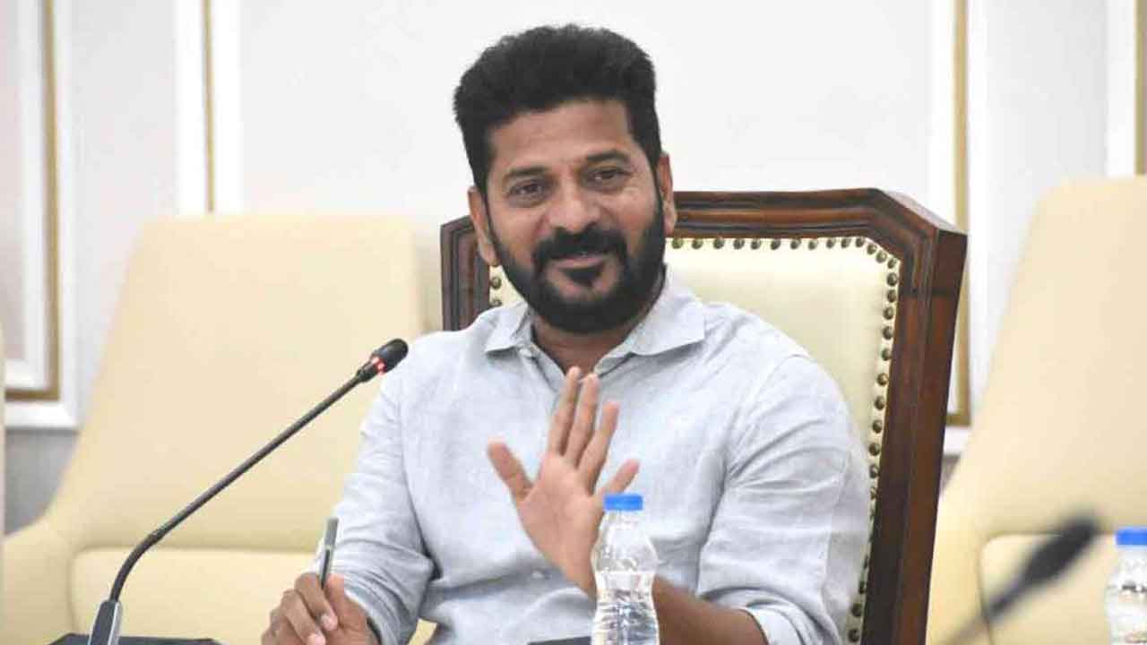 CM Revanth Reddy | రెండోసారి దావోస్‌కు సీఎం రేవంత్‌ బృందం.. పెట్టుబడులు వచ్చేనా?