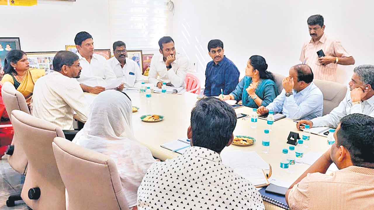 గౌతంనగర్ గేటు వద్ద రూ. 30 కోట్లతో ఆర్యూబీ