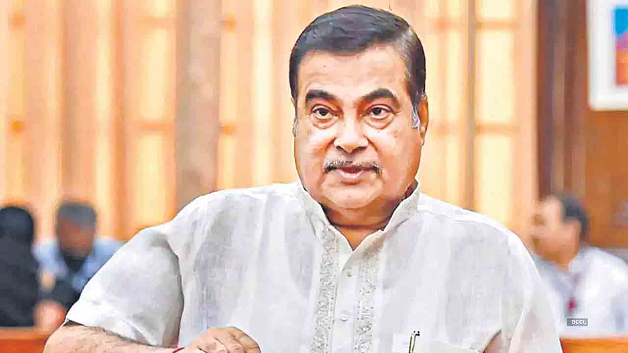 రోడ్డు ప్రమాద బాధితులను రక్షిస్తే 25 వేలు.. ప్రోత్సాహకాన్ని ఐదింతలు పెంచిన కేంద్రం