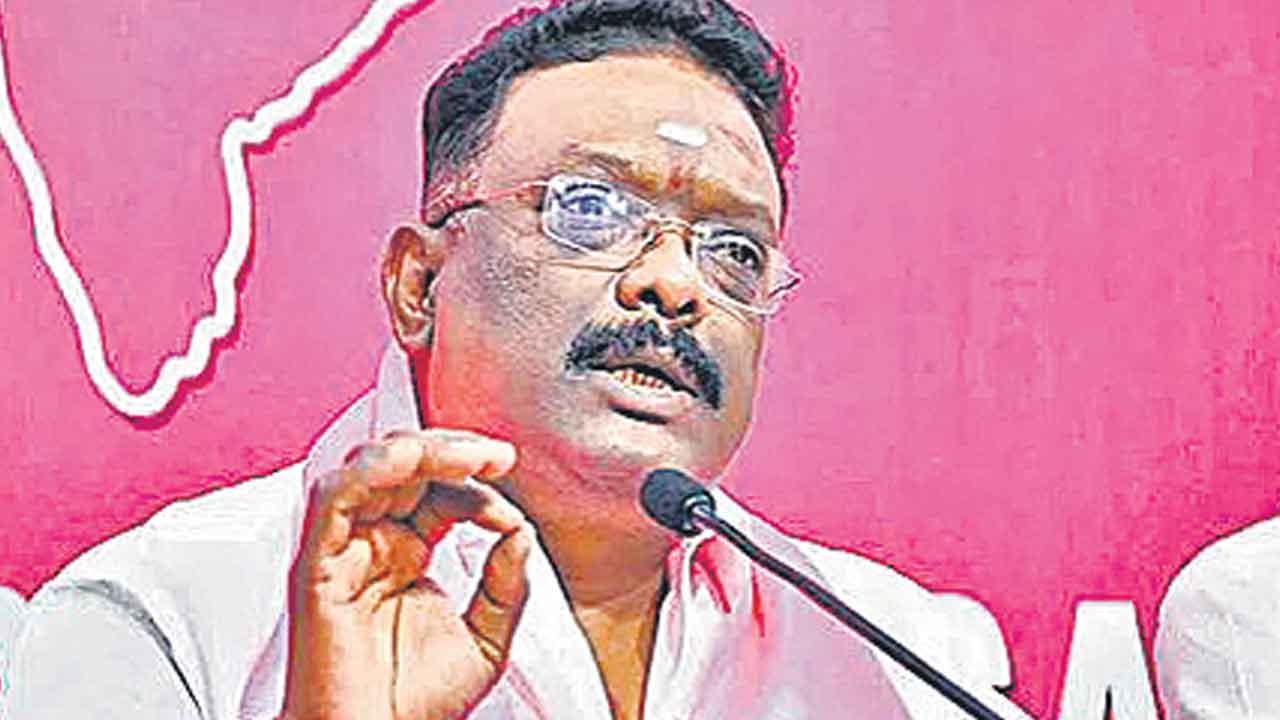 సీఎంవి కుత్సిత రాజకీయాలు