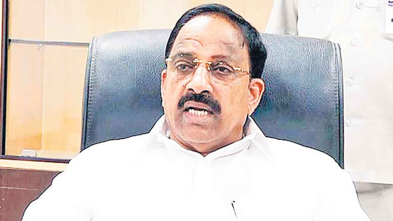 ఎమ్మెల్యేల విజ్ఞప్తులనే పట్టించుకోరా?