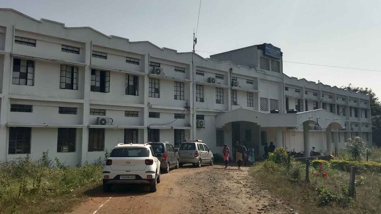 కష్టాల్లో కేఎస్‌ఎం!