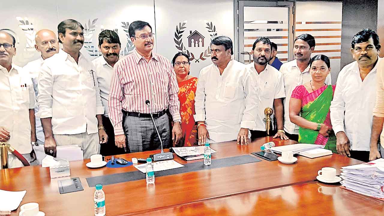 HYDRAA | గురుబ్రహ్మనగర్‌లో హైడ్రా కలకలం