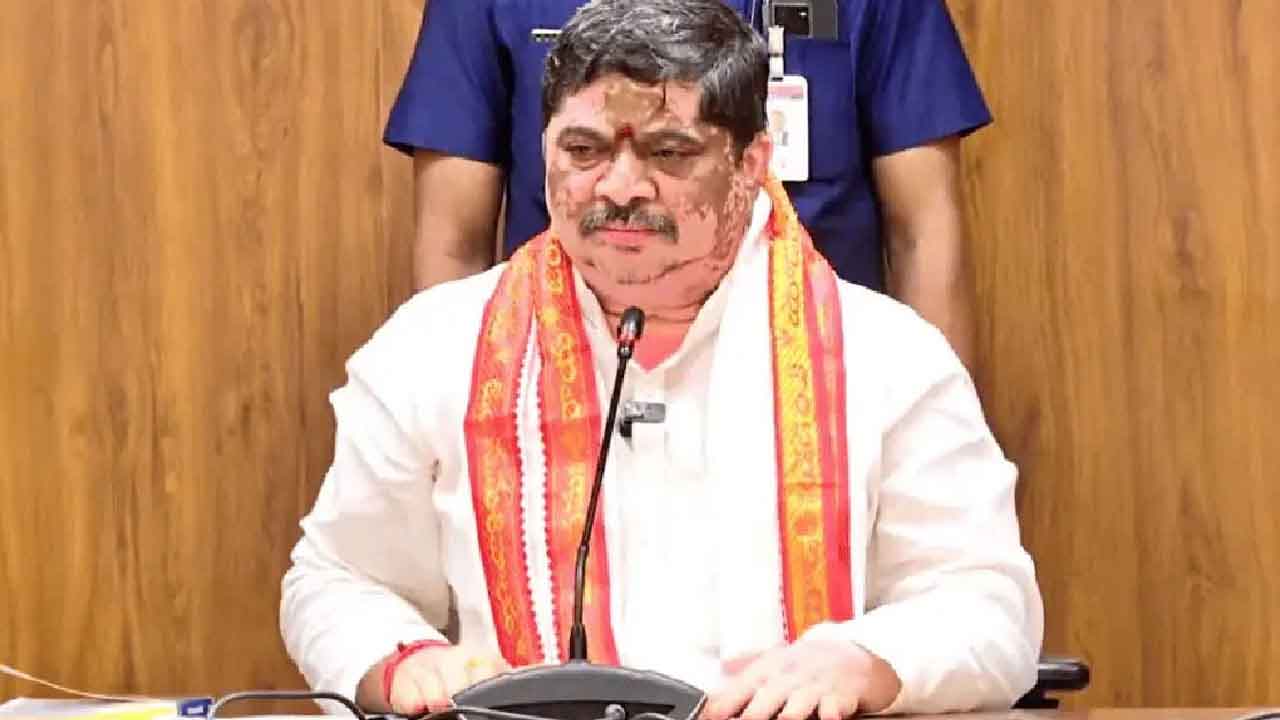 25లోగా ‘రక్షణ కిట్లు’ పంపిణీ చేయాలి