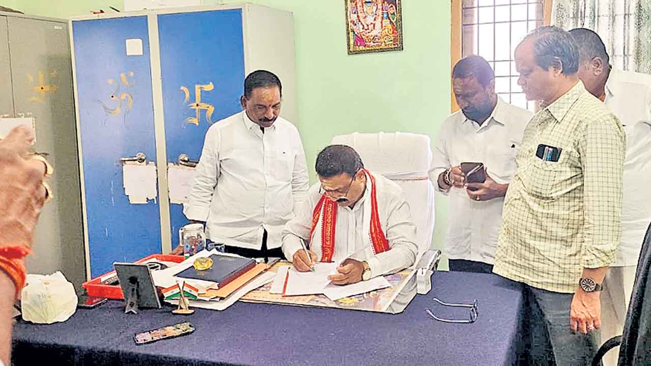 మల్లన్న ఆలయ ఈవోగా రామాంజనేయులు