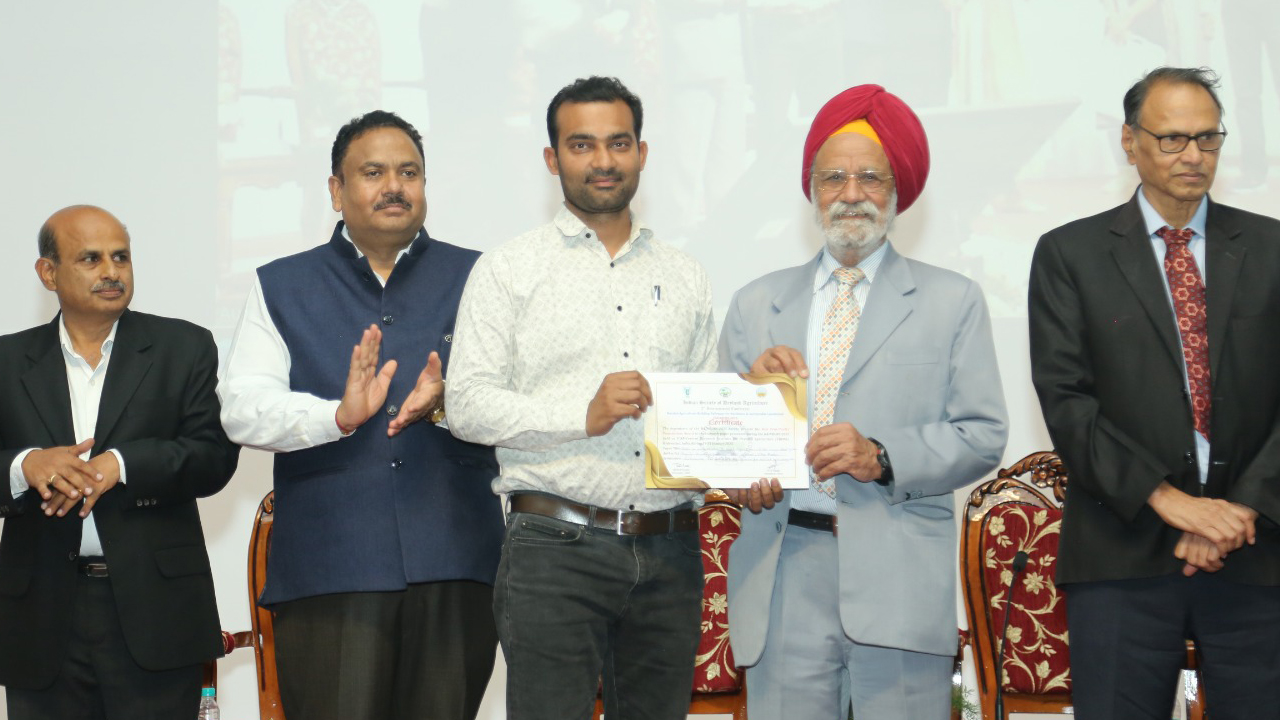 AK Singh | వర్షాధారిత వ్యవసాయంలో అధునీకరణ అంశాలను అన్వేషించాలి : ఏకే సింగ్‌