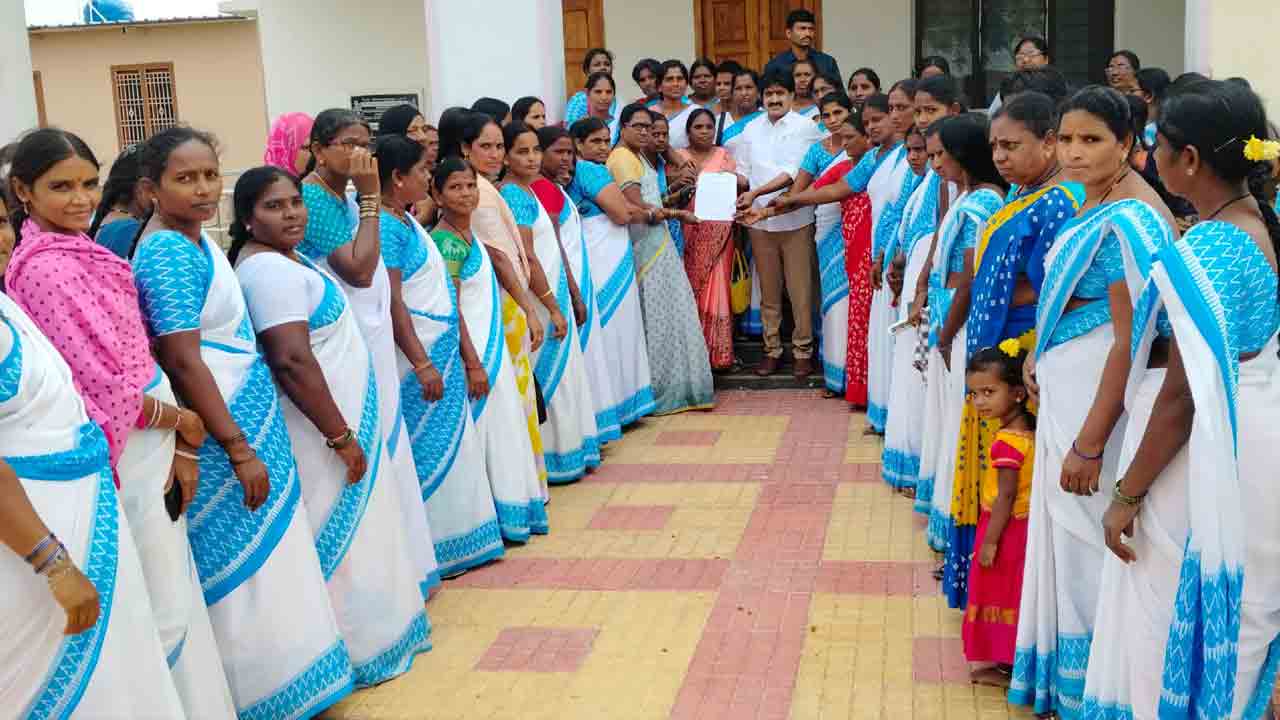 మా గోడు అసెంబ్లీలో వినిపించరూ..