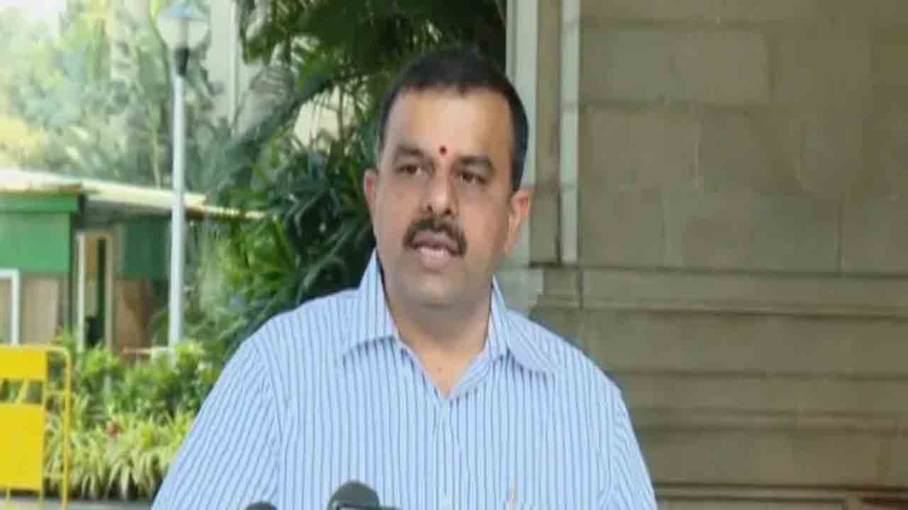 Sunil Kumar | లొంగిపోయిన నక్సల్స్తో సంబంధాలున్నాయా?.. సిద్ధరామయ్యను ప్రశ్నించిన బీజేపీ   ఎమ్మెల్యే