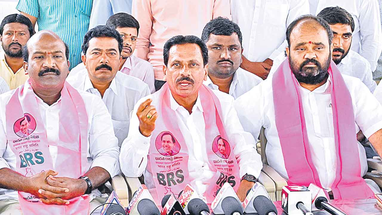 నల్లగొండ రైతు మహాధర్నా వాయిదా