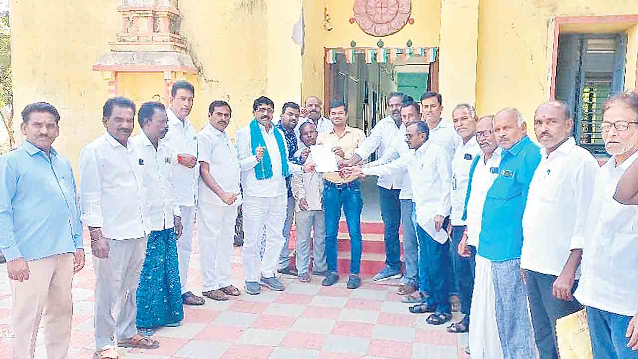 హామీలు అమలు చేయాల్సిందే