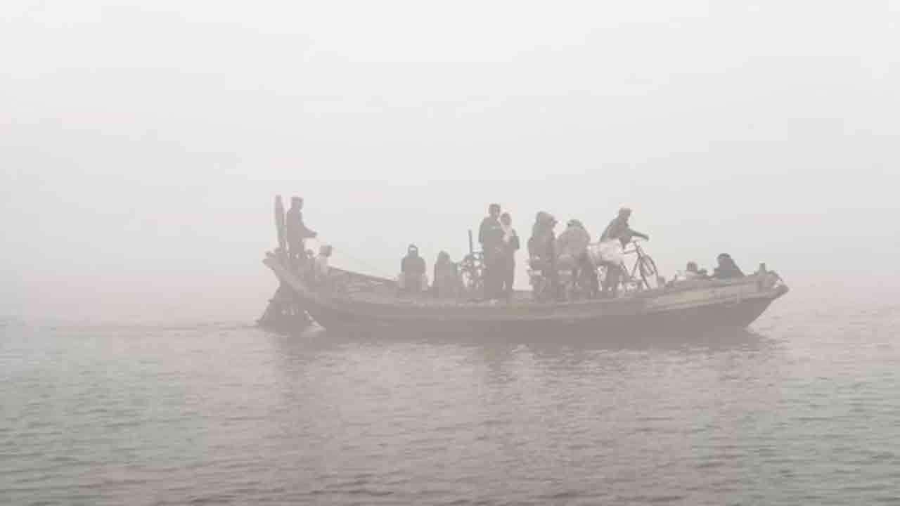 Boat Capsizes | గంగా నదిలో పడవ బోల్తా.. ముగ్గురు మృతి, నలుగురు గల్లంతు