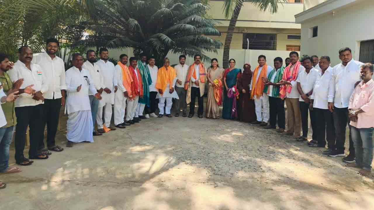 పదేండ్ల బీఆర్‌ఎస్‌ పాలనలో అభివృద్ధి పరుగులు