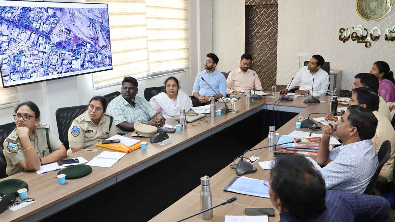 పర్యాటక ప్రాంతాల అభివృద్ధికి చర్యలు