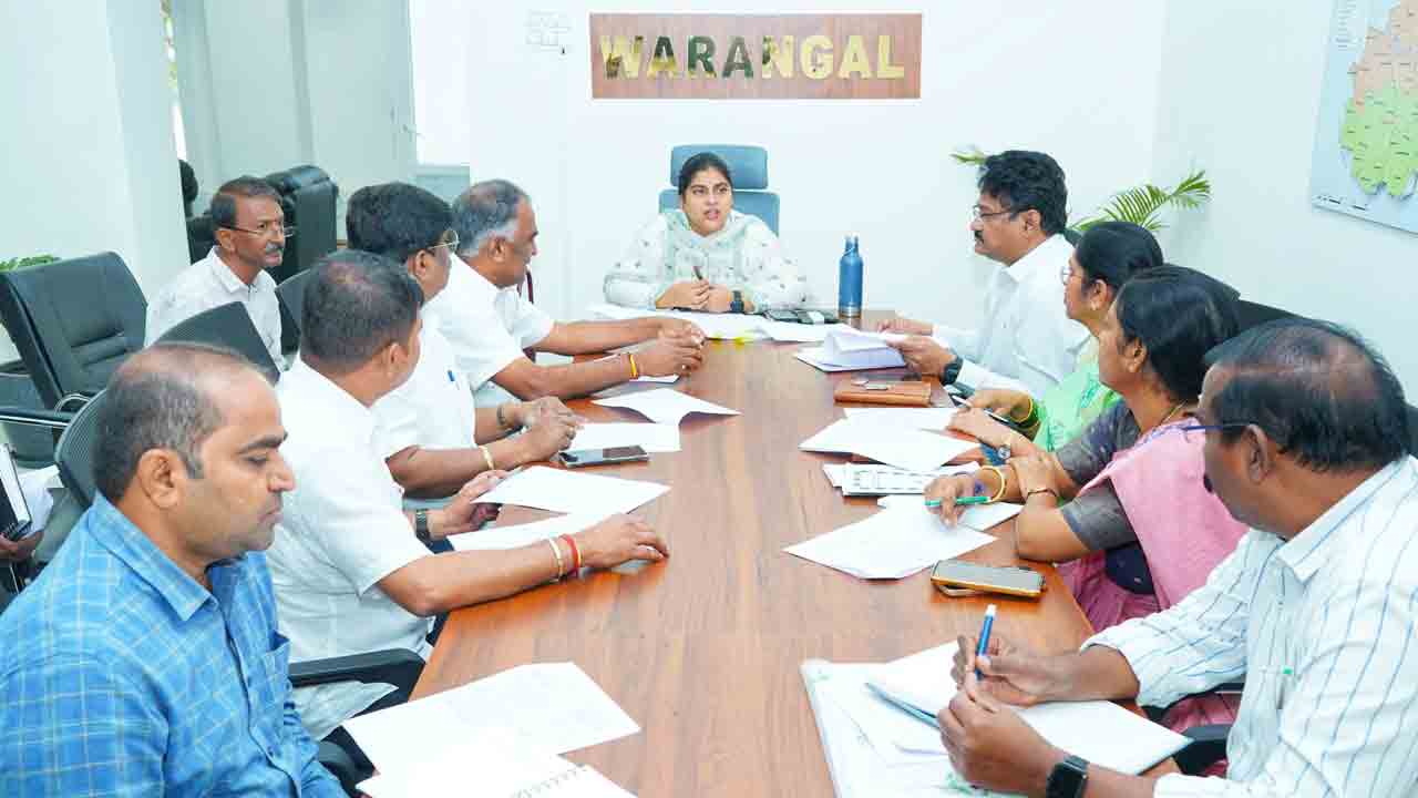 పంట మార్పిడికి ప్రాధాన్యం ఇవ్వాలి