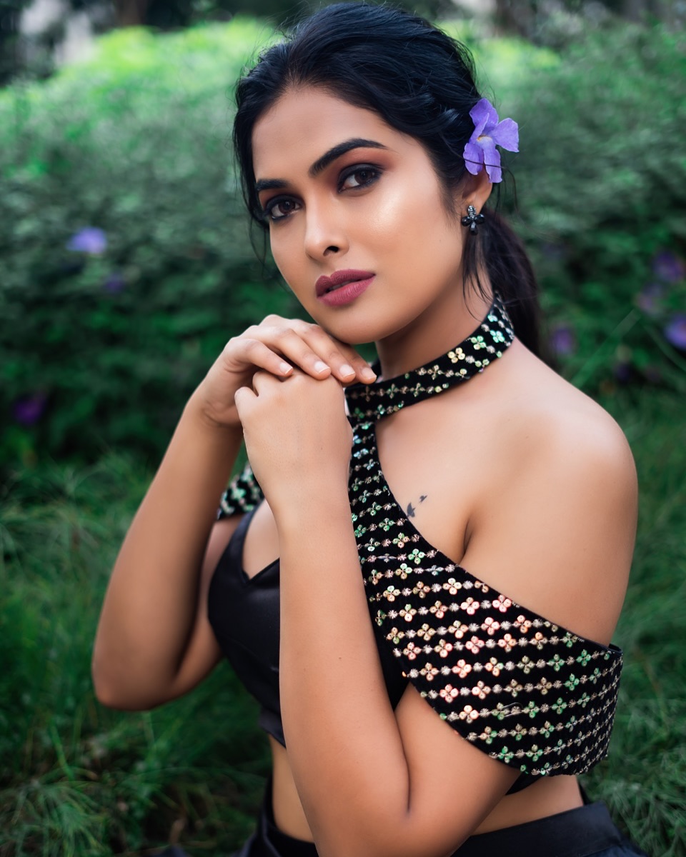 Divi Vadthya (15)