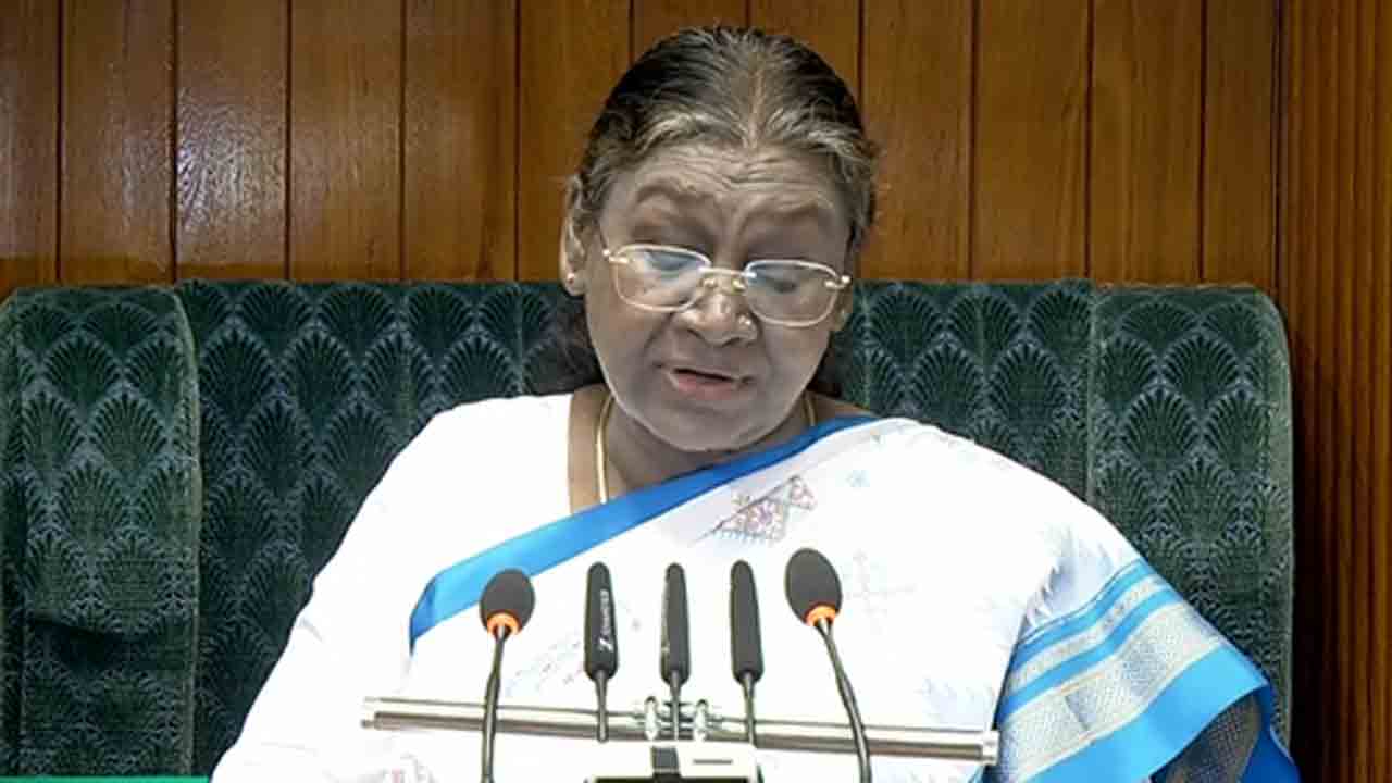 Budget session | పార్లమెంట్‌ సమావేశాలు ప్రారంభం.. ఉభయసభలను ఉద్దేశించి రాష్ట్రపతి ప్రసంగం