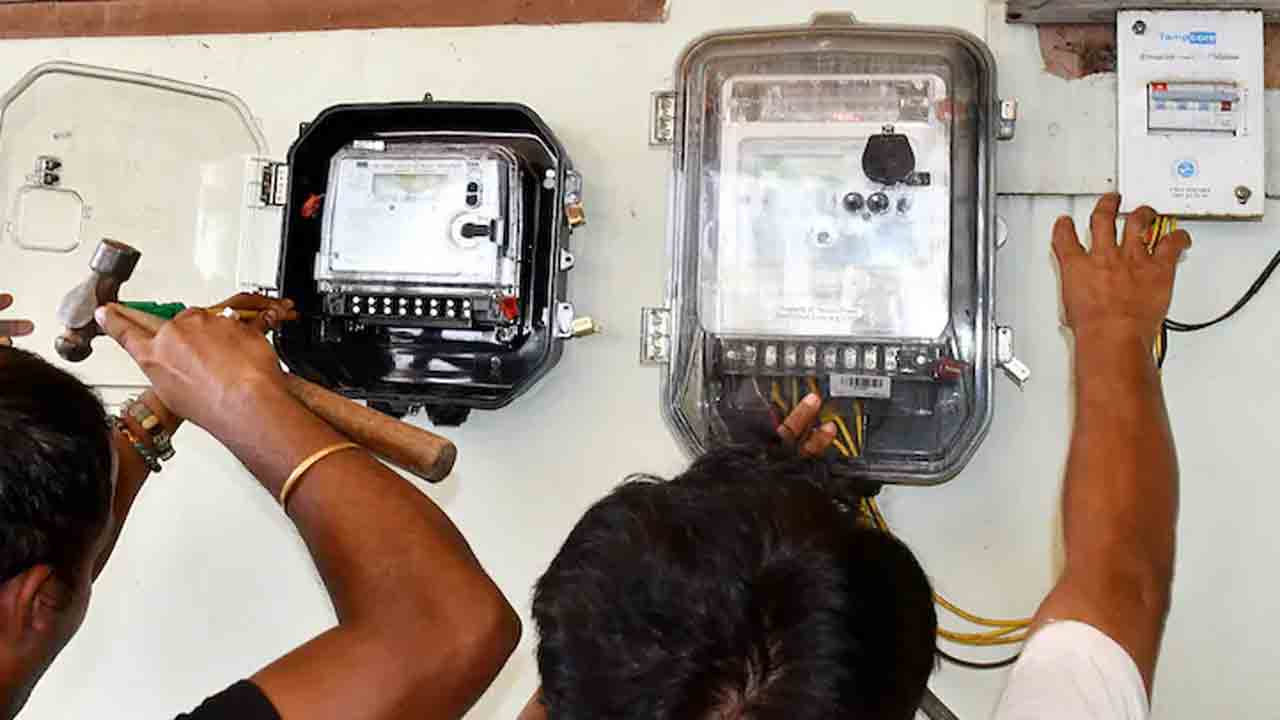 Electricity Bill | ఒక నెల కరెంటు బిల్లు రూ. 2,10,42,08,405..!