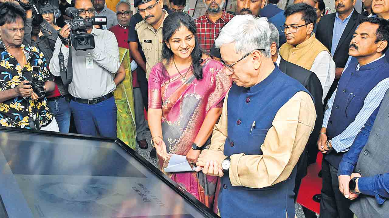 ఆర్ట్‌ అండ్‌ కాలిగ్రఫీ..