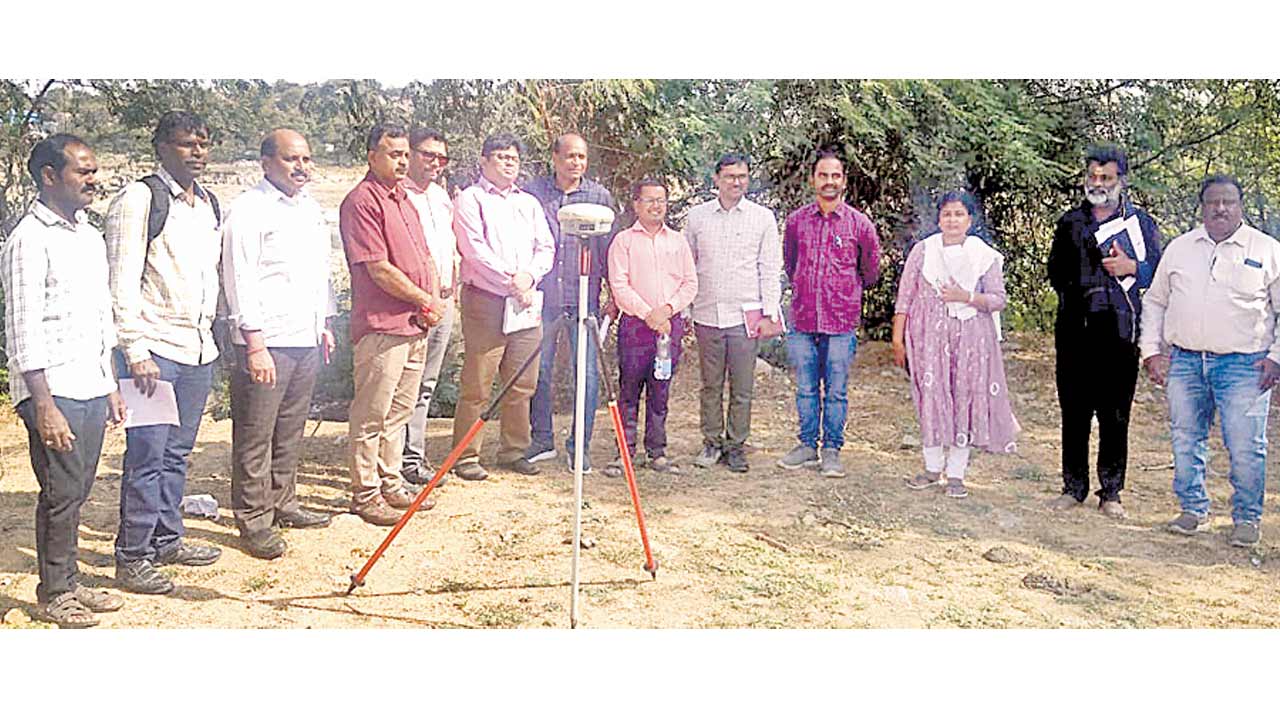 HYDRAA | చెరువుల అభివృద్ధికి చర్యలేవి?.. మొదటి 12 చెరువుల పునరుజ్జీవనం ఏమైంది?