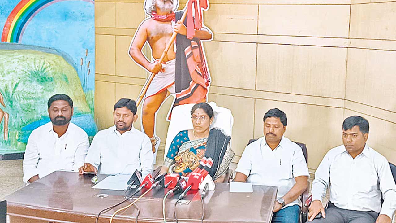 బండి సంజయ్‌ వ్యాఖ్యలు సిగ్గుచేటు