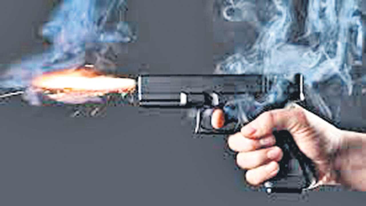 కాల్పులు.. బీహార్‌ ముఠావే