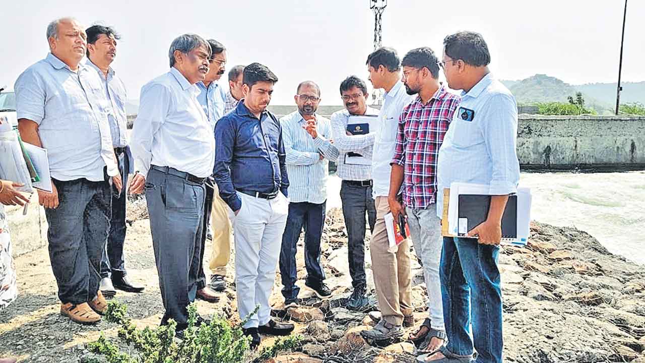 ఏఎమ్మార్పీకి జలమండలి బృందం