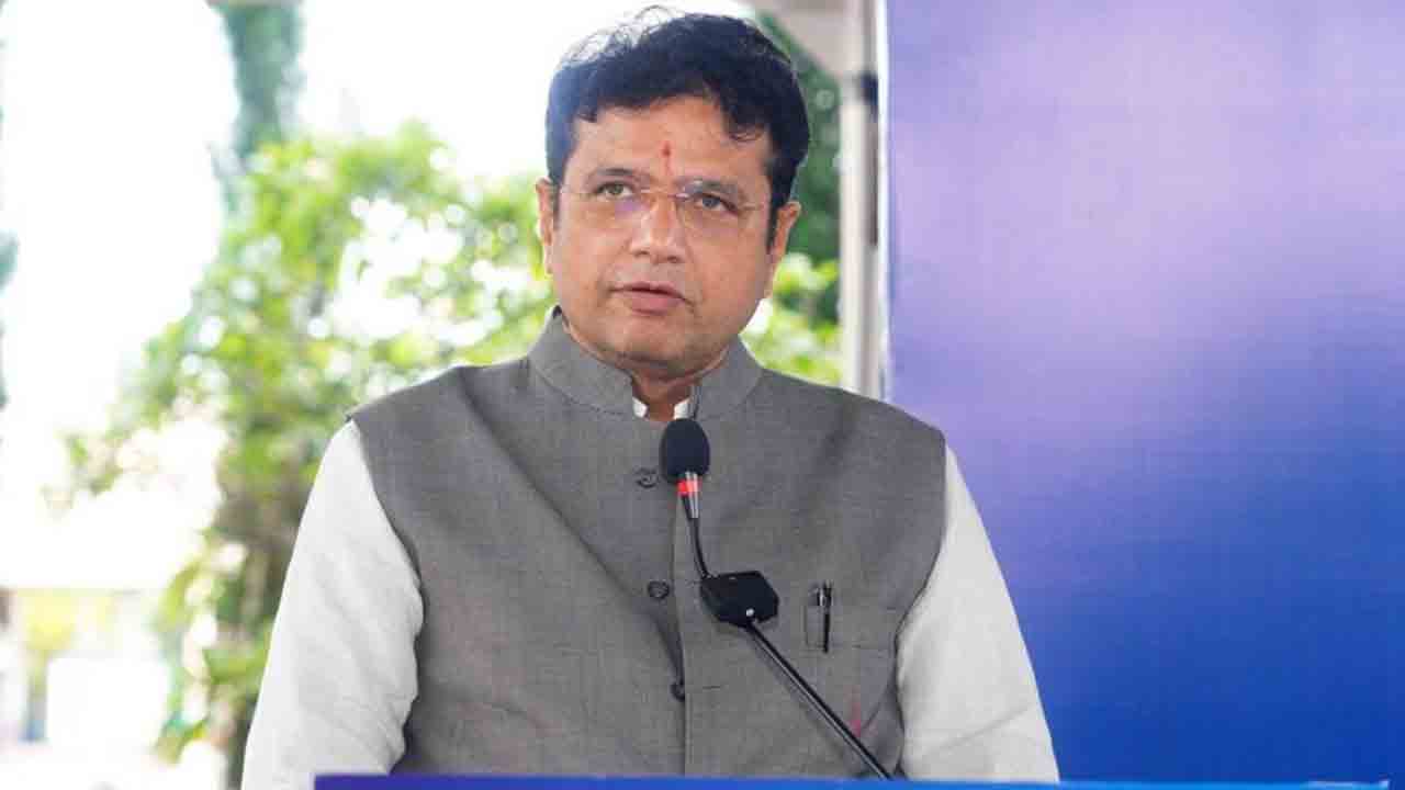 సీసీఐ, ఎస్‌ఐఐఎల్‌ను పునరుద్ధరించండి