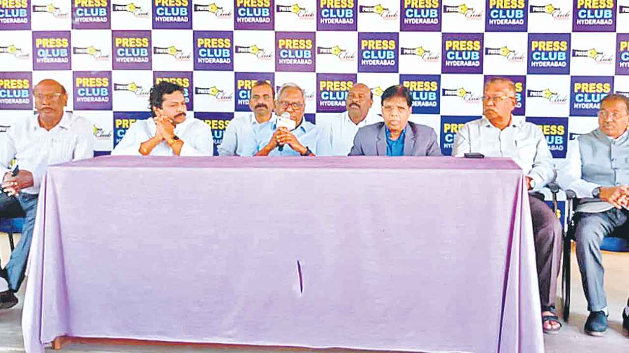 చర్చిపై దాడి చేసిన వారిని కఠినంగా శిక్షించాలి