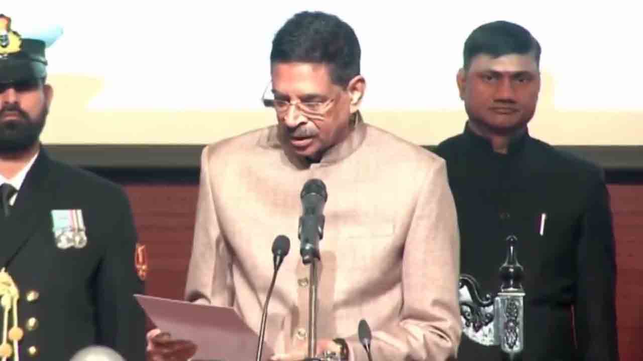 Kambhampati Hari Babu | ఒడిశా గవర్నర్‌గా కంభంపాటి హరిబాబు ప్రమాణ స్వీకారం