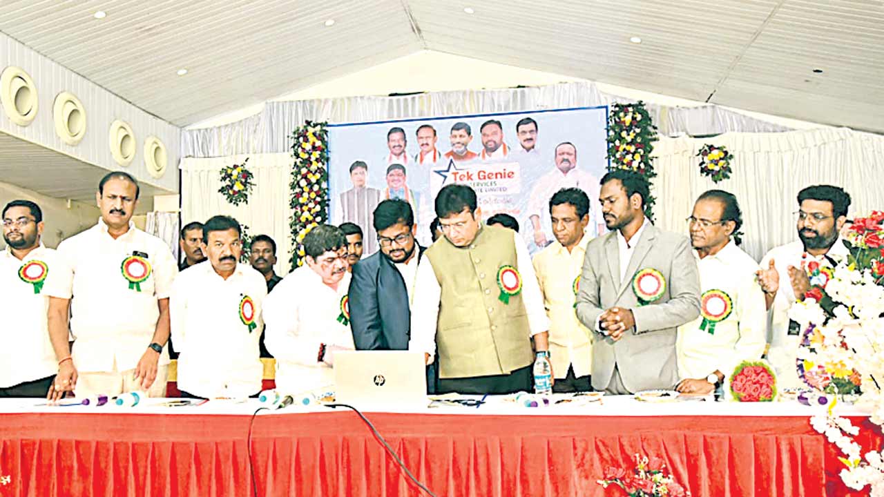 ద్వితీయ శ్రేణి నగరాలను అభివృద్ధి చేస్తాం