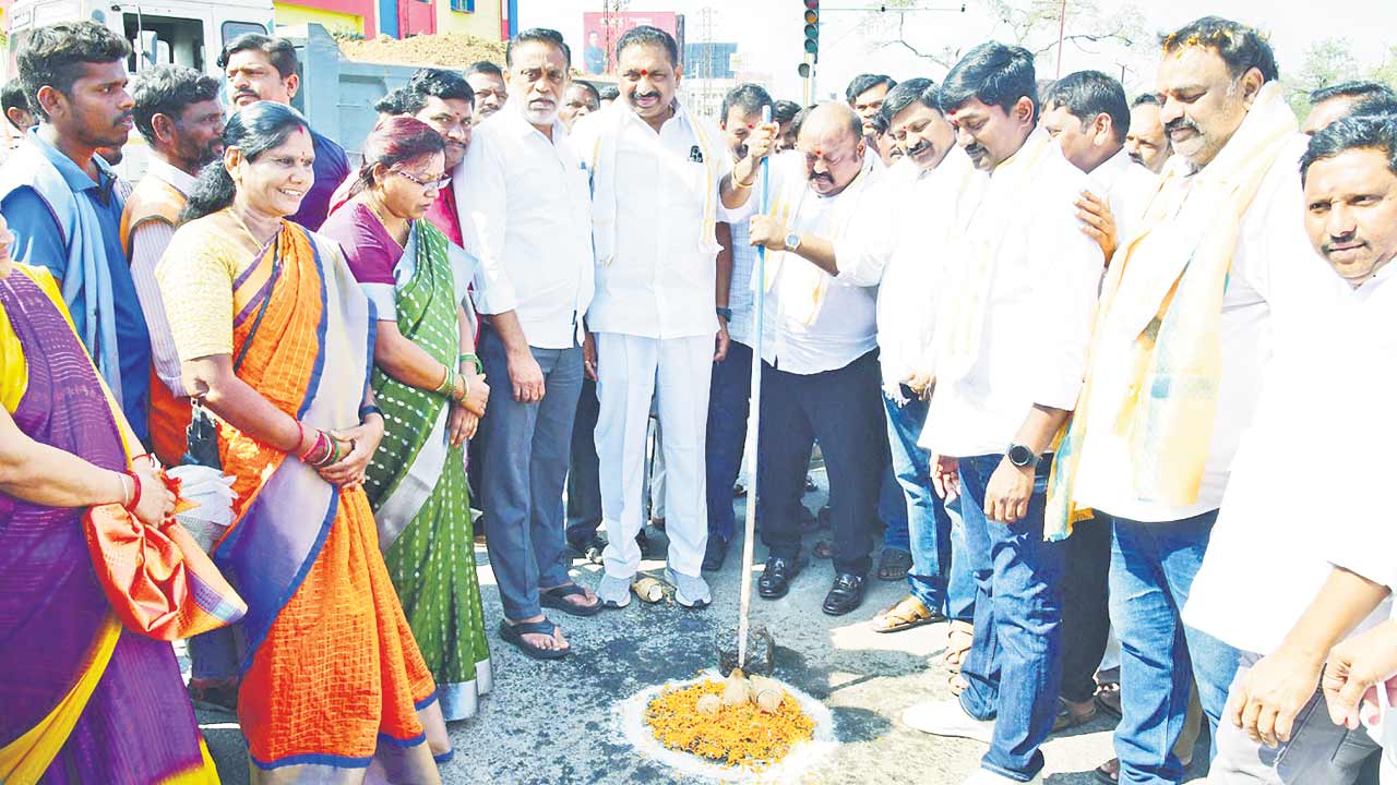 అభివృద్ధిలో కాంగ్రెస్‌ విఫలం