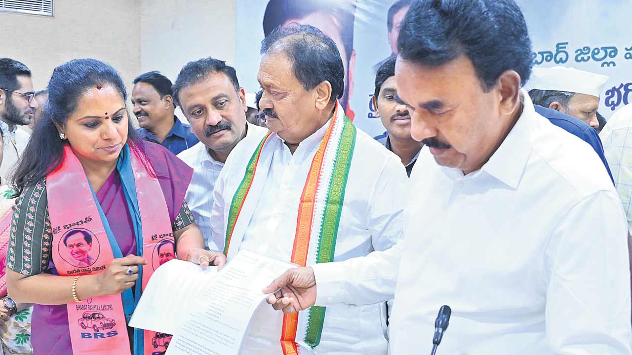 దాశరథి శతజయంతిని ఘనంగా నిర్వహించాలి