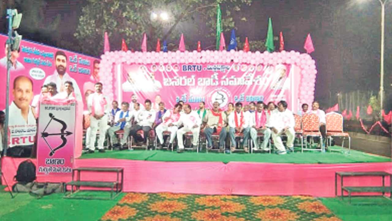 బీఆర్‌టీయూది కార్మికుల పక్షం