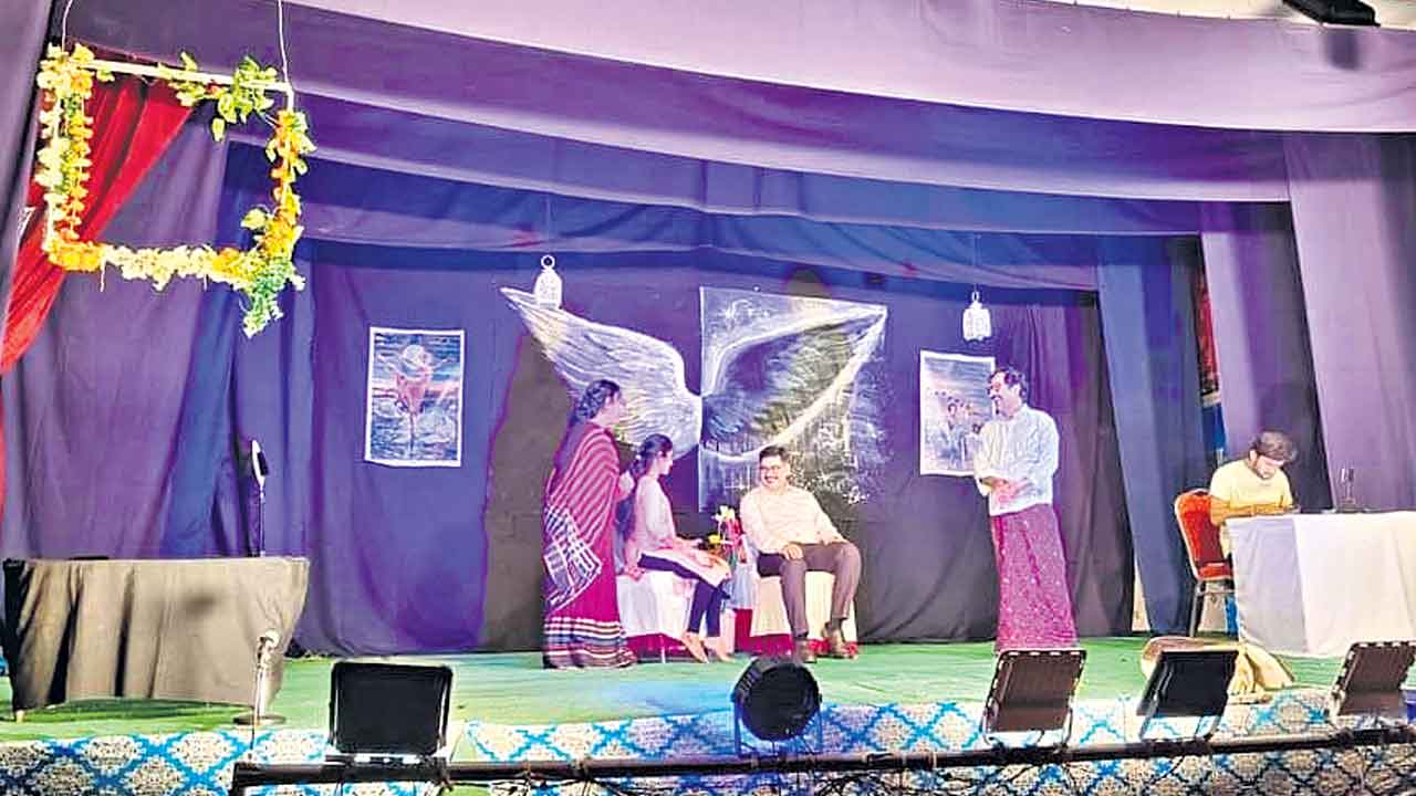 Lakshmana Rekha Datithe, Natakam