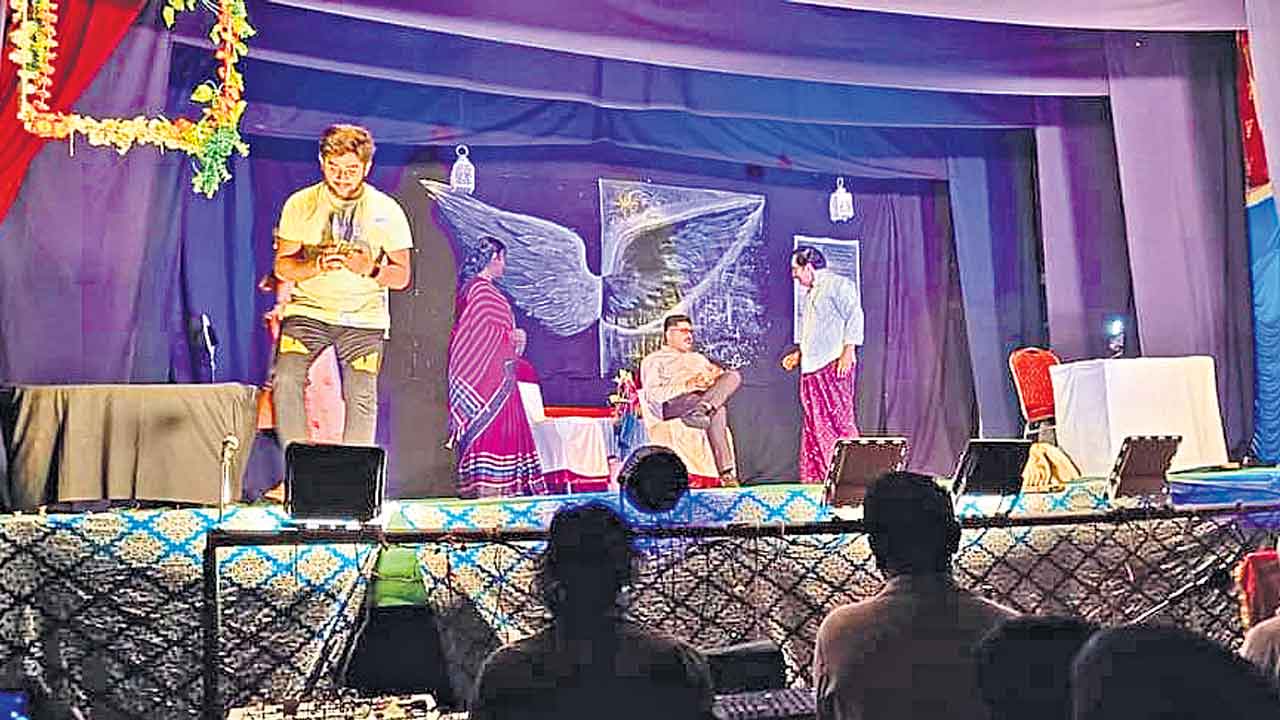 నెట్టింట లొల్లి