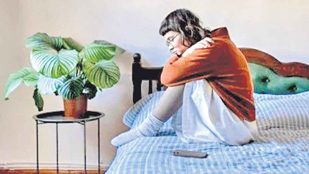 Loneliness | నలుగురితో కలవకపోవడం.. ఒంటరిగా ఉండటం వల్ల ఇన్ఫెక్షన్ల ముప్పు..